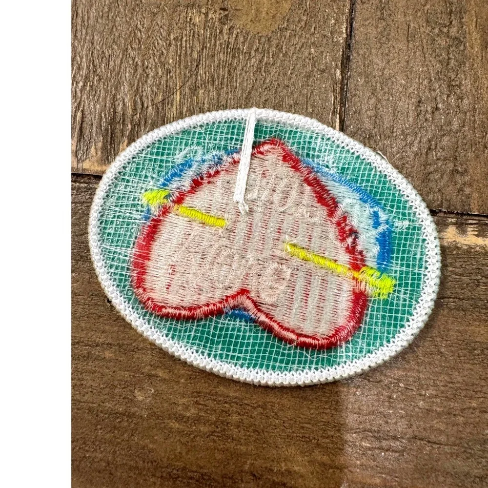 Vintage Girl Scouts I Love Junior GS Embroidered Patch Collectible